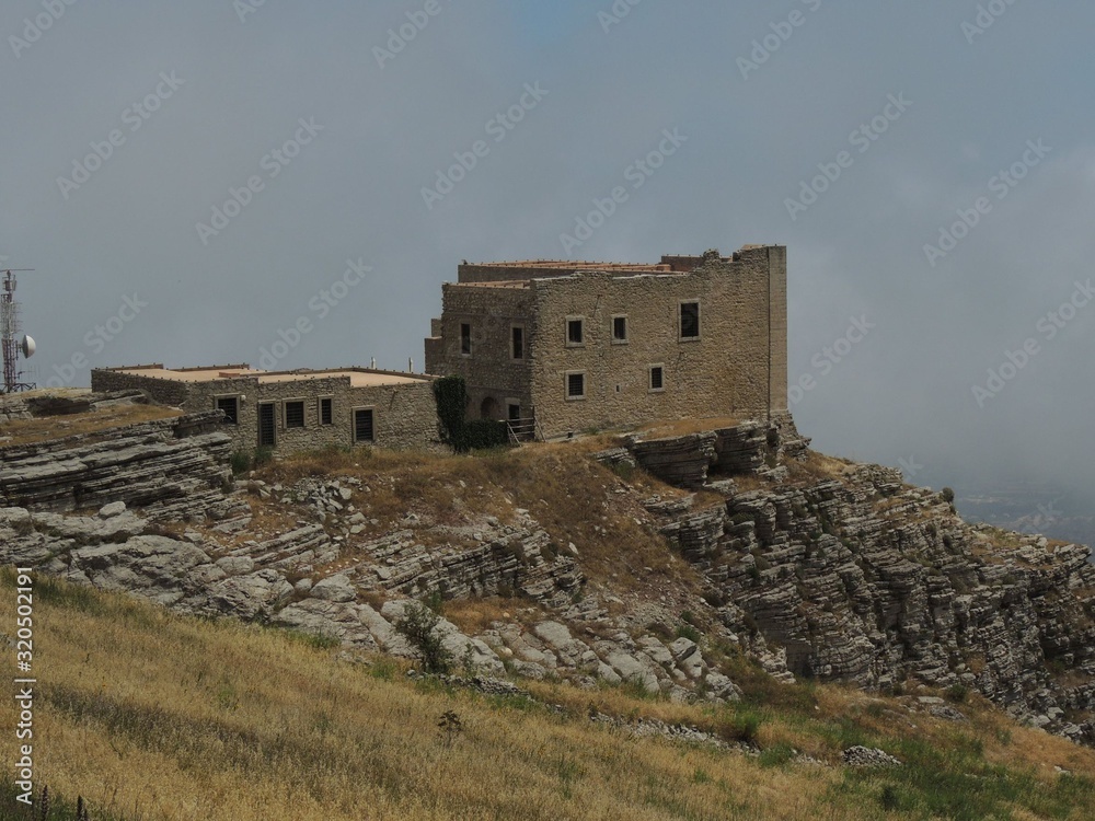 Erice – Spanish neighborhoods on top of the rocky peak overlooking the surrounding plain