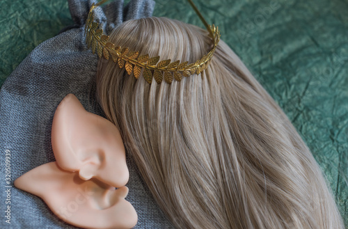 Foto Elf cosplay set, detail for fairy costume, ideas for masquerade