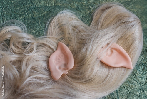 Foto Elf cosplay set, detail for fairy costume, ideas for masquerade