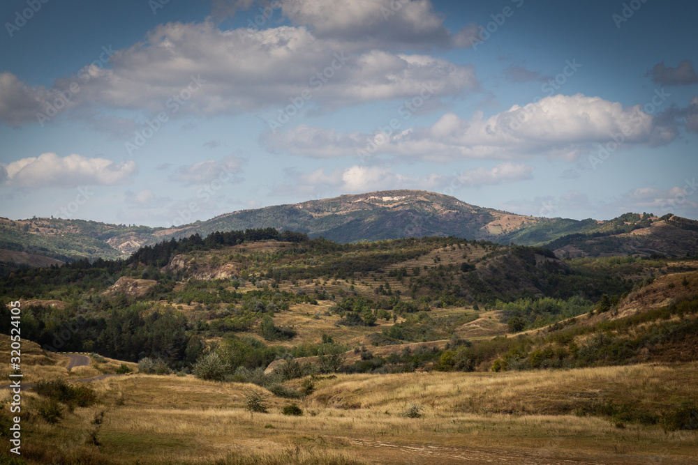 herrlicher Ausblick über die weitläufige Landschaft in Rumänien