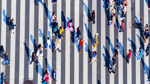  4K. Time lapse  People crossing the crosswalk in Tokyo Japan