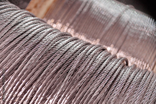 The plant for the production of conductive lived and its twisting.