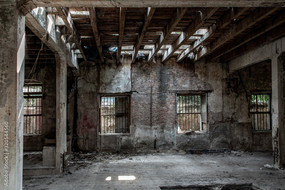 Abandoned buildings : Within the old customs house Or Old bang rak fire station.