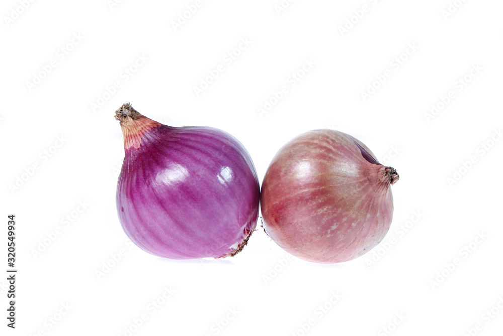 Fototapeta premium red onion isolated