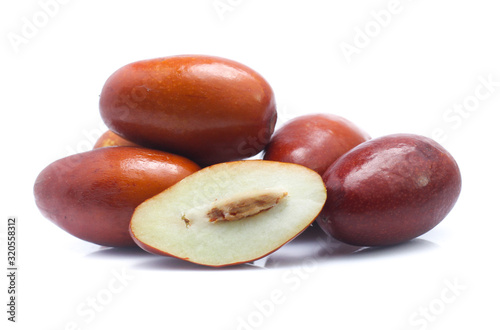 Foto Jujube fruits close up on white