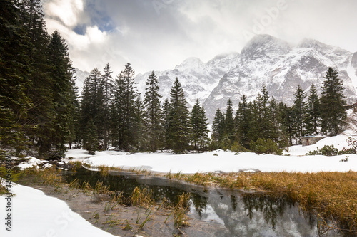 Fototapeta Naklejka Na Ścianę i Meble -  Beautiful Tatra mountains view at Fish Creek, Poland