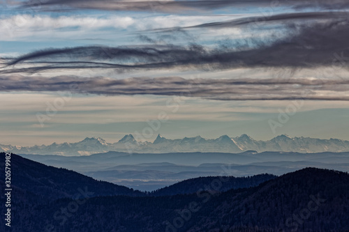 Les Alpes Suisses depuis les Vosges © Olympixel