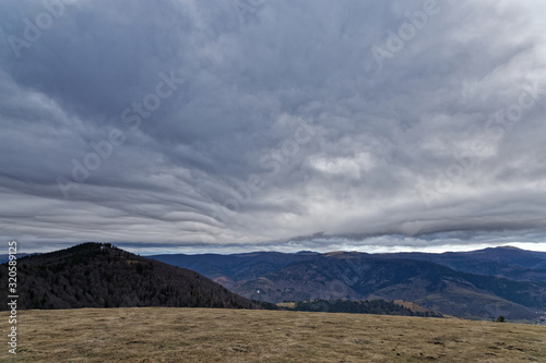 Nuages dans le ciel des Vosges © Olympixel