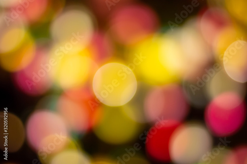 Bokeh images have yellow, pink, red, and other colors that are colorful.