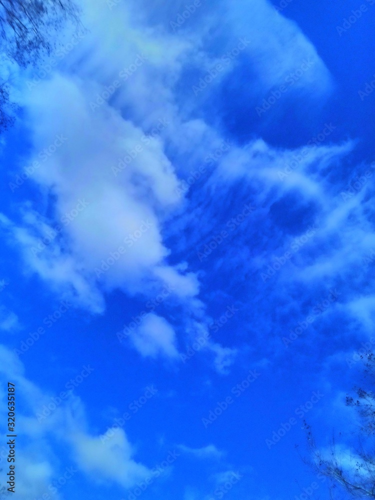 Fototapeta premium Cool Cloud Formations Ascending In Louisiana Sky