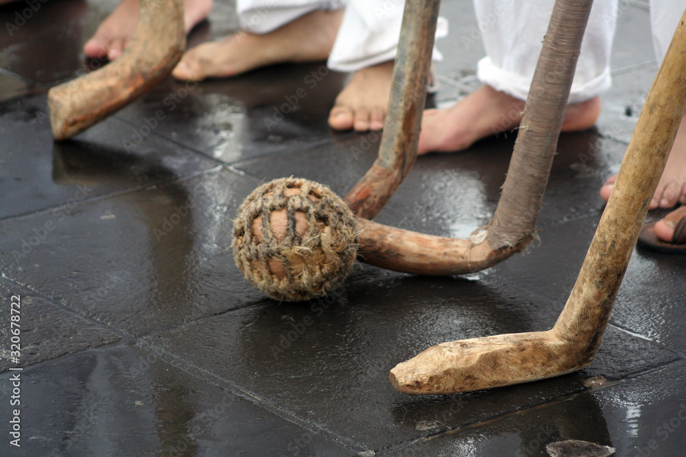 Prehispanic games children toys indigenous hockey michoacan