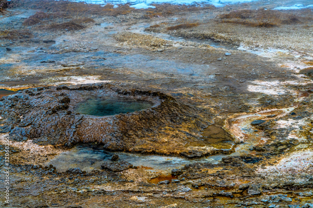 LOWER GEYSER BASIN, YELLOWSTONE LOWER GEYSER BASIN, YELLOWSTONE
