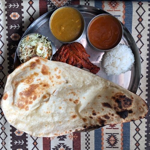 日本での食べ物 スリランカカレー　Curry naan