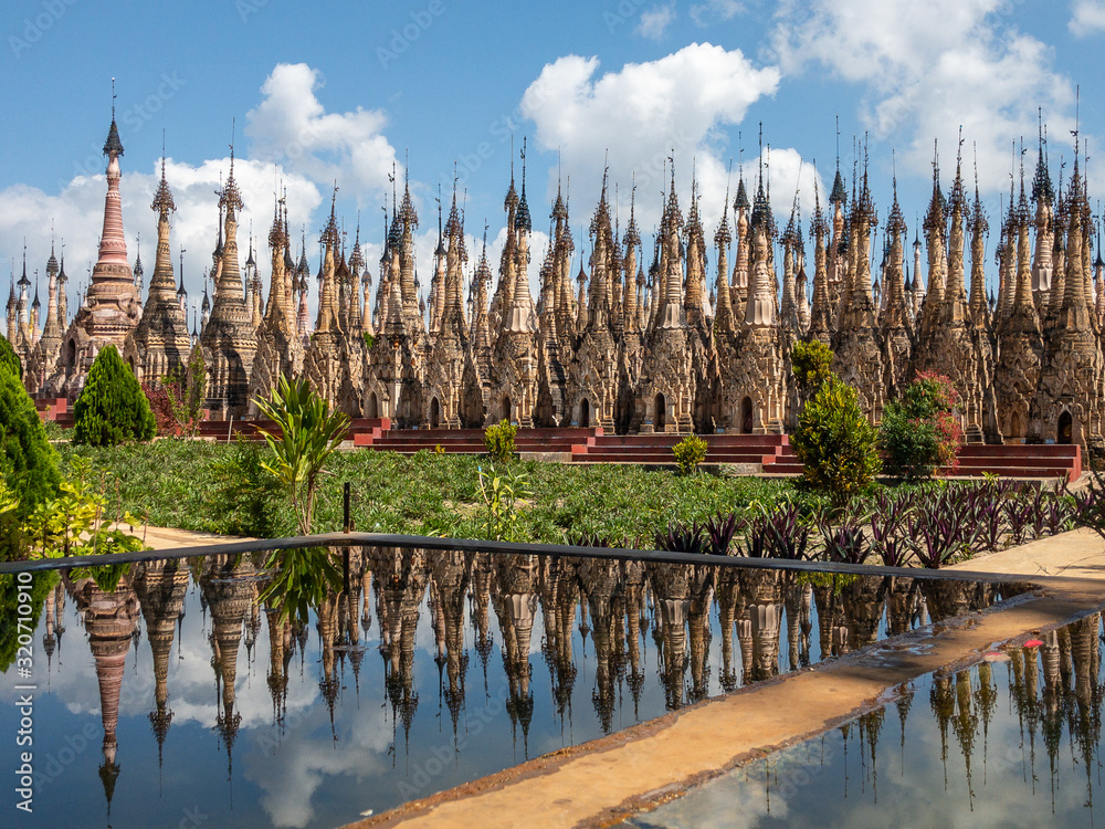 Obraz premium kakku pagodas