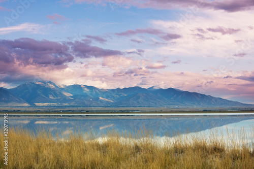 Fototapeta Naklejka Na Ścianę i Meble -  Salt lake