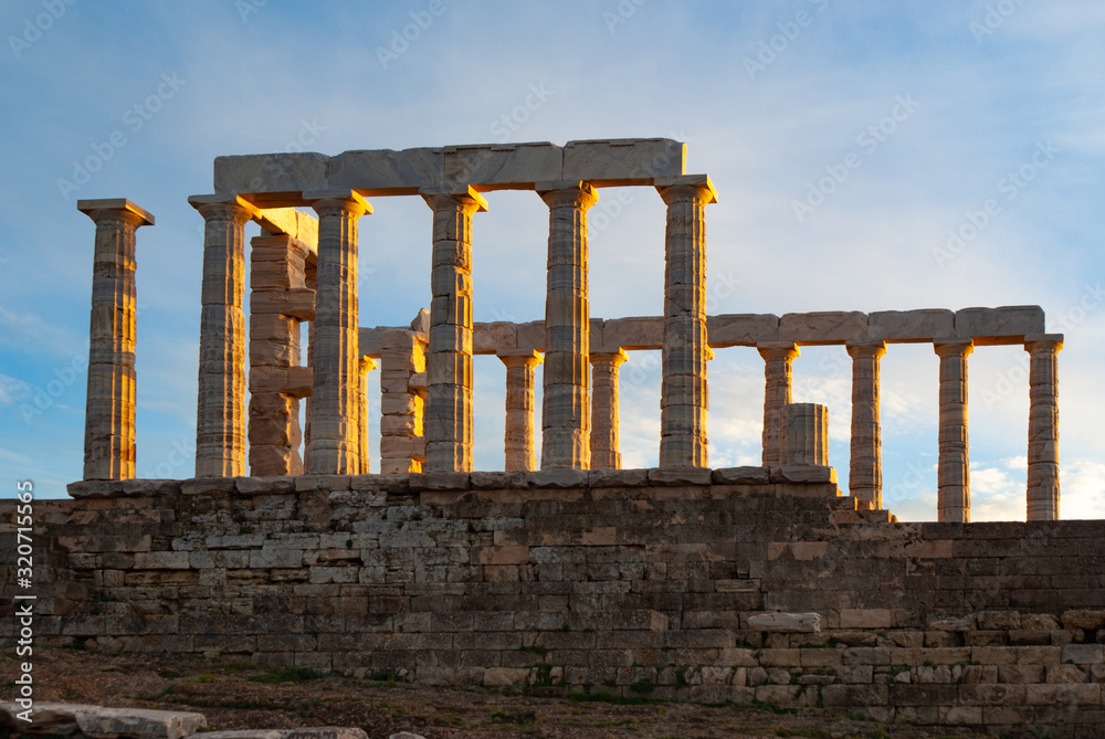 Fototapeta premium Ancient Cape Sunio in Greece