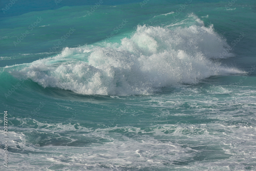 Fototapeta premium Waves in Milos beach Lefkada