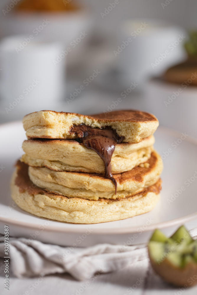 pancakes soufflés pate à tartiner chocolat pancakes soufflés pate à tartiner chocolat