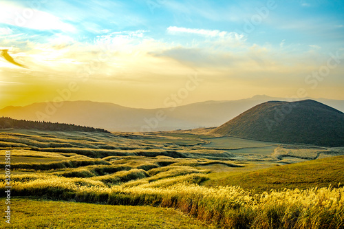 Konstfotografi Komezuka of Mount Aso (Aso-san), the largest active volcano in Japan stands in A