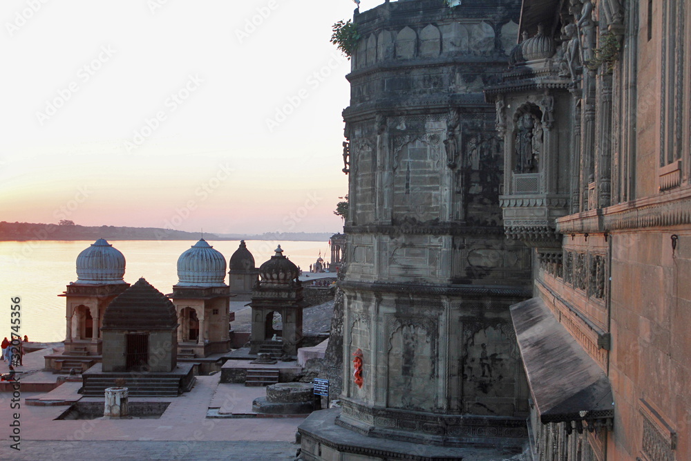 Fototapeta premium View of Narmada river and ghat from fort Ahilya, Maheshwar, Madhya Pradesh, India.