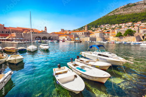 Fototapeta Naklejka Na Ścianę i Meble -  Old port of the historic town Dubrovnik.