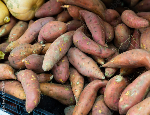 Raw sweet potatoes for sale