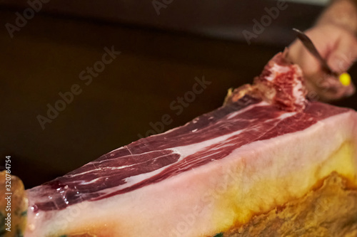 100 Acorn-fed iberico ham. Pata negra