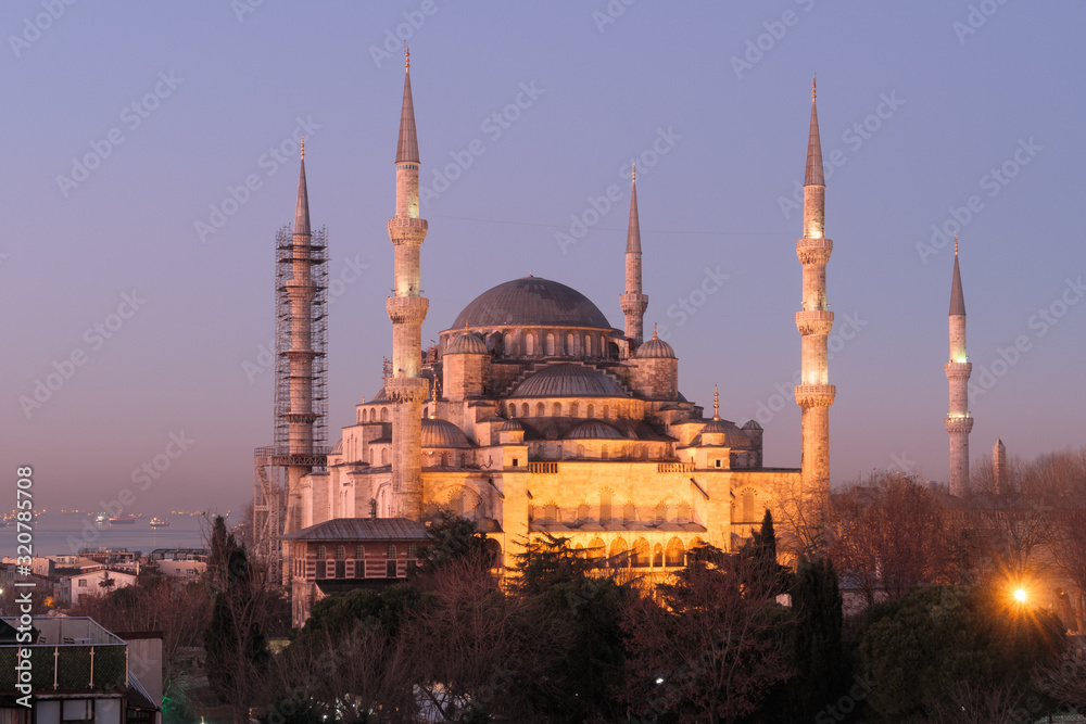 Fototapeta premium Istanbul, Turkey - Jan 11, 2020: Night top view over Sultan Ahmed Mosque or Blue Mosque, Sultanahmet, Istanbul, Turkey
