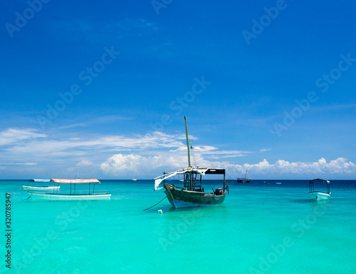 blue sea and beautiful sky. sea beach © photolink