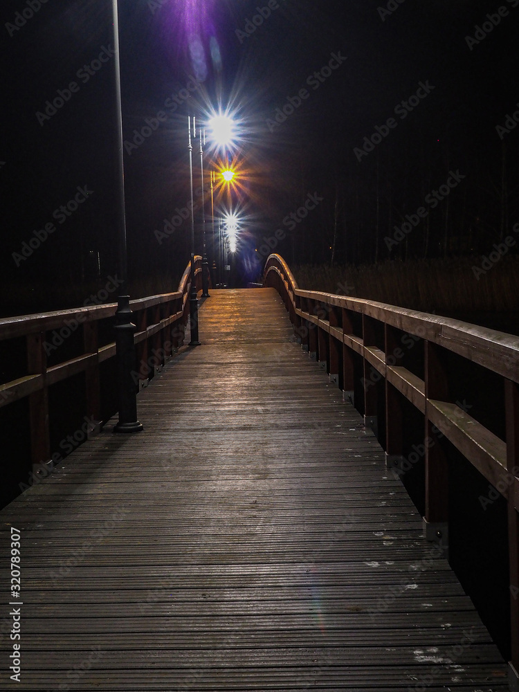 Obraz premium OLYMPUS DIGITAL CAMERA