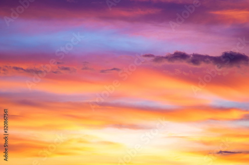 Fototapeta Naklejka Na Ścianę i Meble -  Red and yellow clouds in the sunset sky