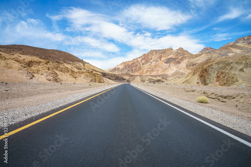 on the road on artists drive in death valley national park, california, usa © Christian B.