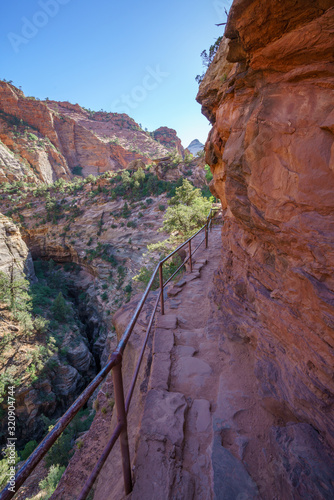 hiking the canyon overlook trail in zion national park  utah  usa