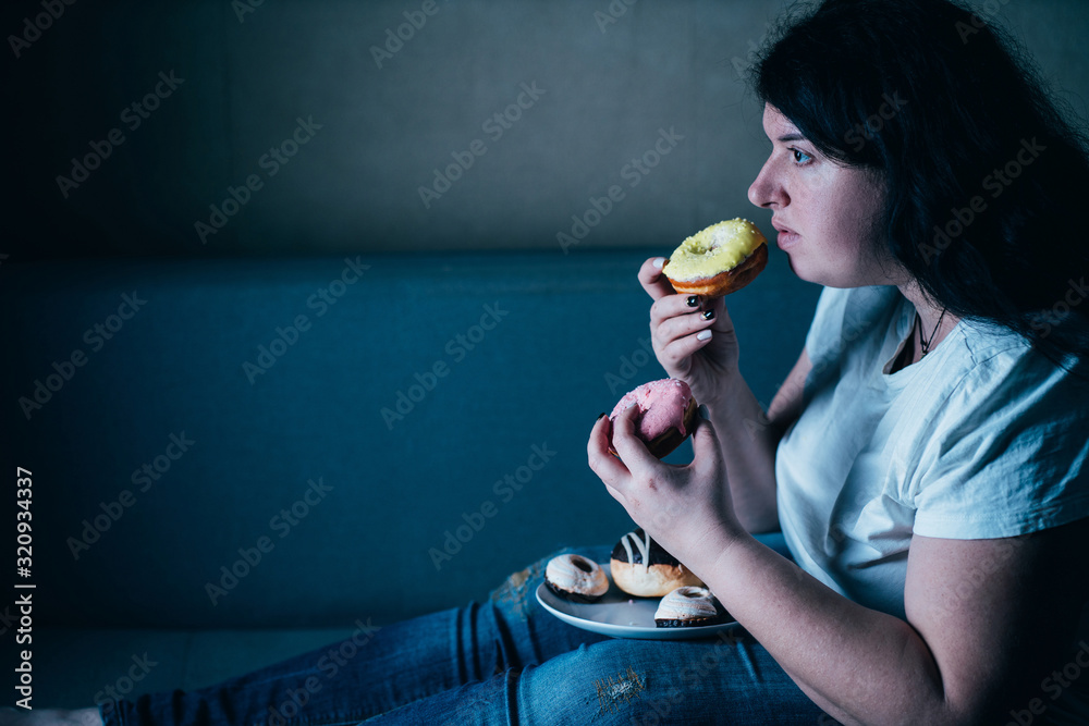 Emotional eating, mental disorder, depression, loneliness, stress ...