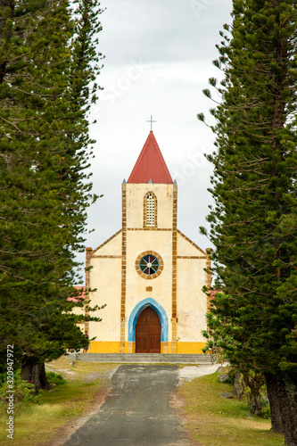 ニューカレドニア ロイヤルティ諸島 ウベア島　ムリの教会