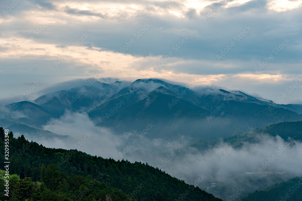 Obraz premium Sea of clounds at Kumano, Japan