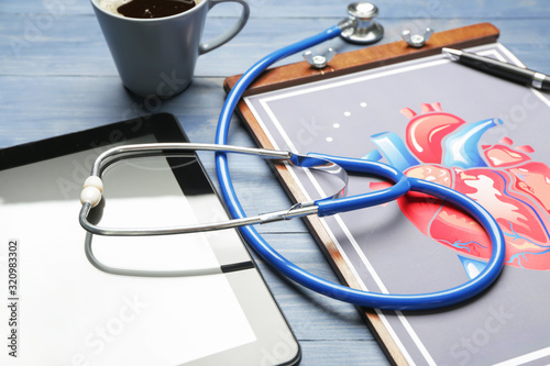 Stethoscope with tablet com...