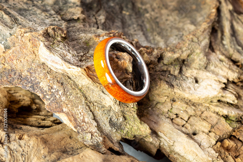 Quina wood ring photo