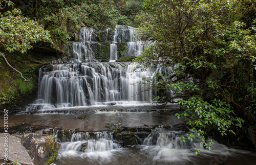Fototapeta Naklejka Na Ścianę i Meble -  Purakanui Falls New Zealand Catlins