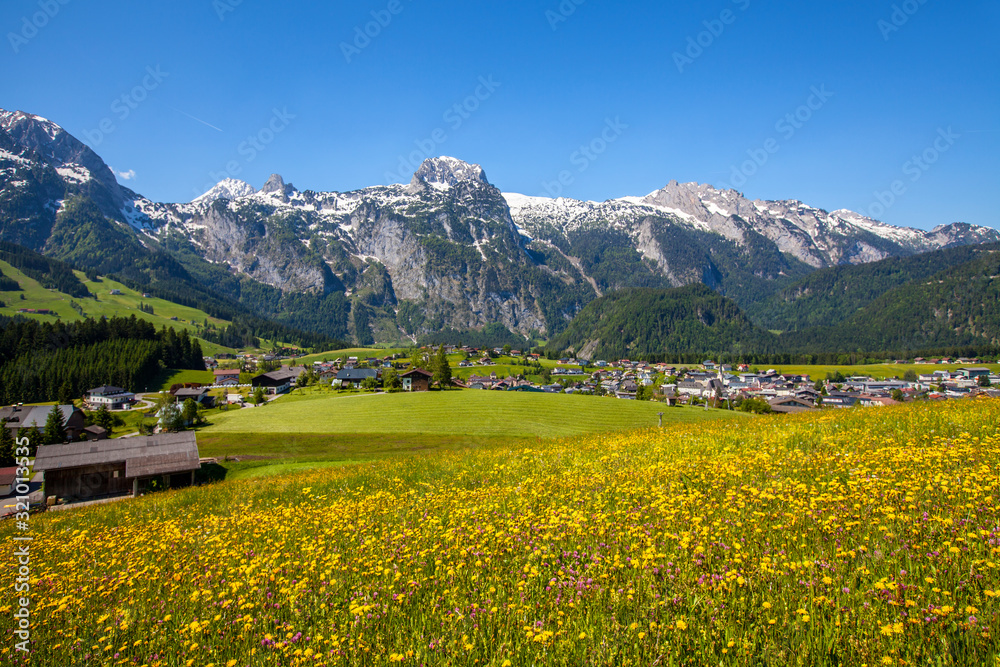 Obraz premium Das schöne Tennengebirge im Salzburger Land
