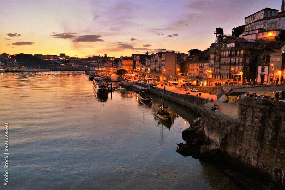 river sunset vila-nova-de-gaia Porto Portugal 