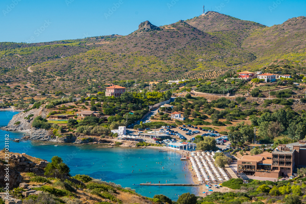 Φωτογραφία Panoramic view of the bay of Cape Sounio in Attica, Greece near the archaeologic