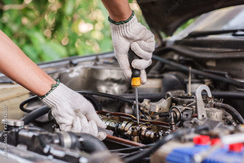 Valve clearance adjustment of Gasoline engine Valve clearance adjustment of Gasoline engine