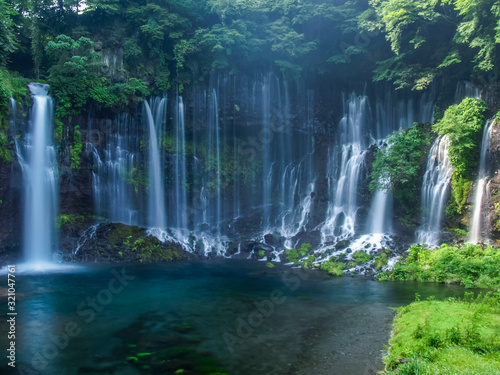 shiroitonotaki falls 白糸の滝