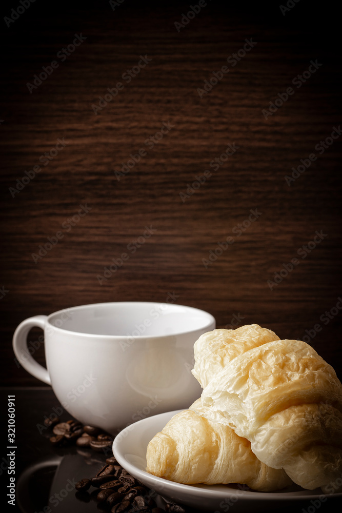 Coffee bean menu background. Used to select the coffee shop menu. Menu coffee copy space. Coffee bean menu background. Used to select the coffee shop menu. Menu coffee copy space.