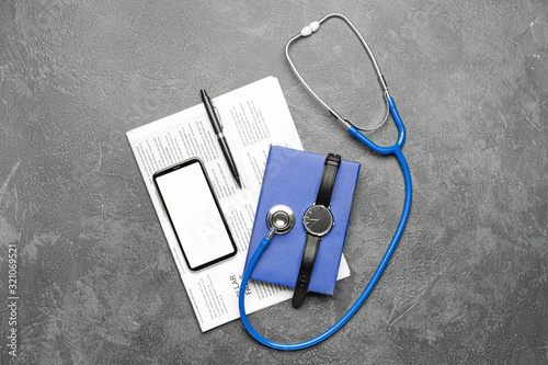 Stethoscope with mobile pho...