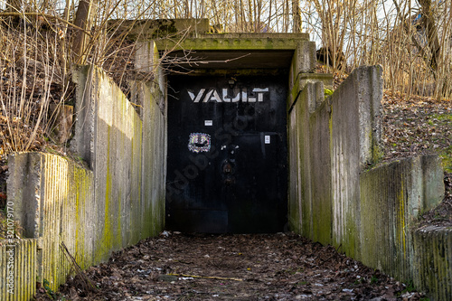 Old club Vault in Vilnius photo