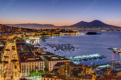 Fotografie Naples and Mount Vesuvius in Italy before sunrise