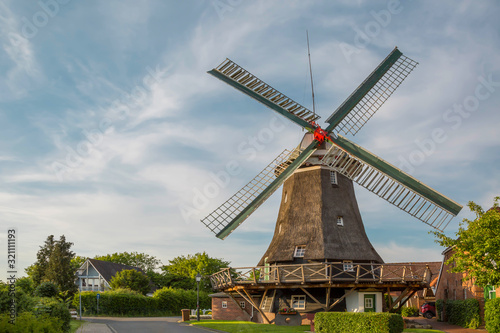 Alte Accumer Windmühle in Friesland