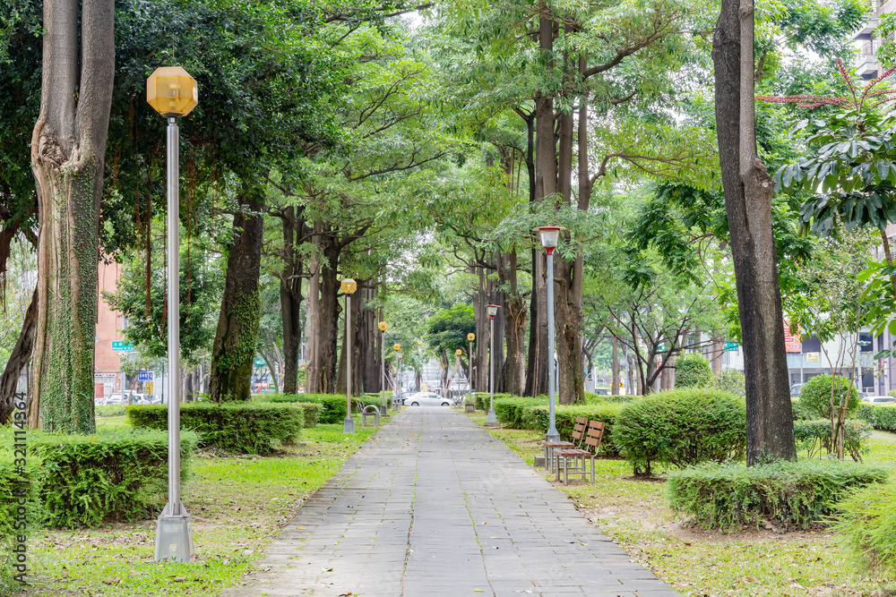 Obraz premium Morning view of the Museum Art Park Way